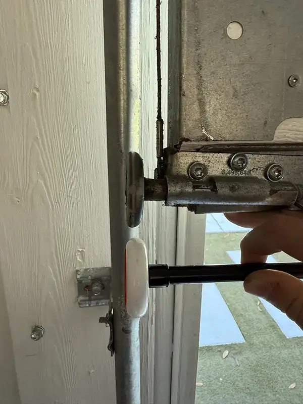 Nylon vs. Steel vs. Plastic Rollers