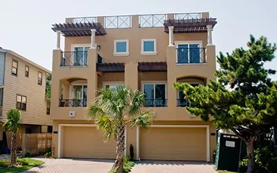Expert Tips for Maintaining Your Garage Door All Year Round