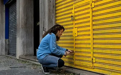Spotting Garage Door Repair Scams: Protect Yourself with Confidence